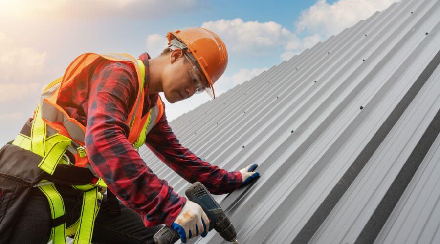 Professional Emergency Roof Repairs services in Howard, KS